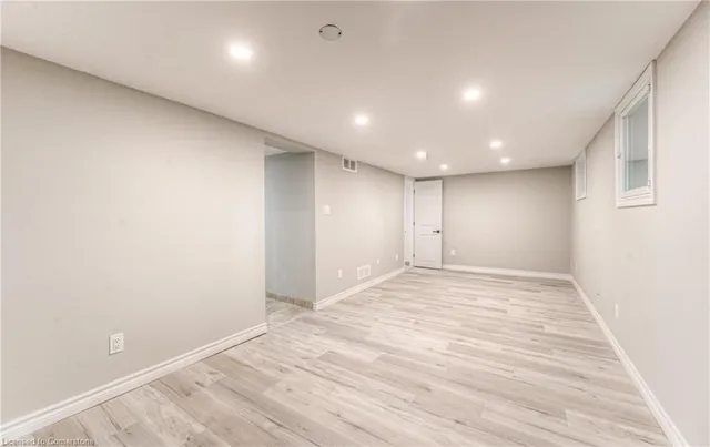 Additional image 30 of 60 Rosedale Ave