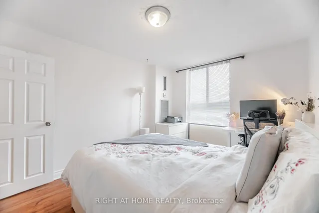 Additional image 18 of 260 Seneca Hill Dr Unit 210