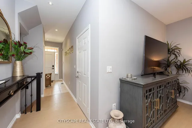 房产图片 22 - 651 Farmstead Dr 单元57