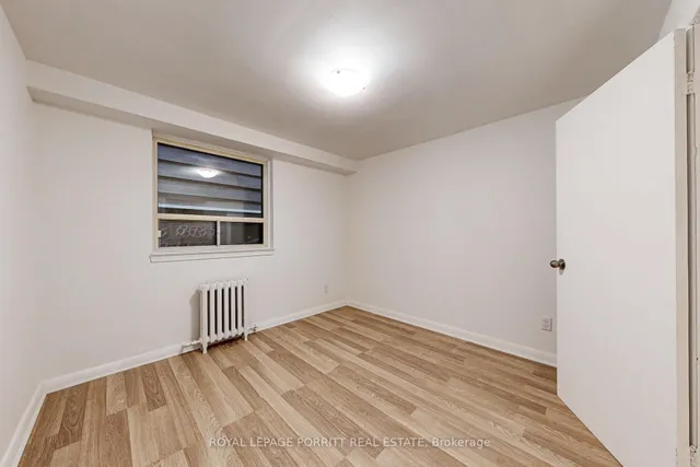 Additional image 30 of 126 A Sixteenth St