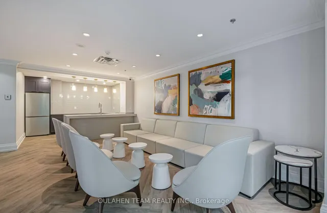 Additional image 32 of 51 Harrison Garden Blvd Unit 411