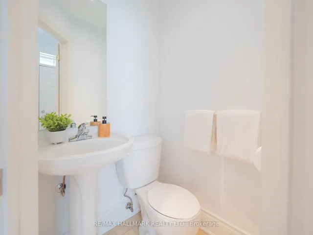 Additional image 15 of 1968 Bloor St Unit 11