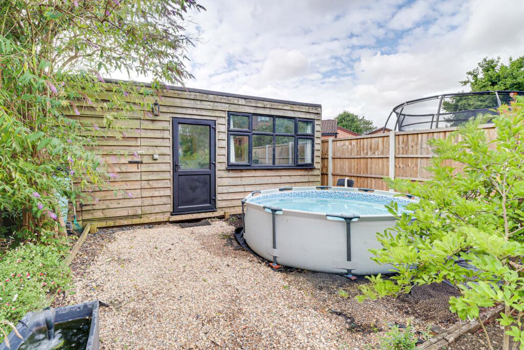 Additional image 24 of Barnfield Road, Harpenden, Hertfordshire, AL5