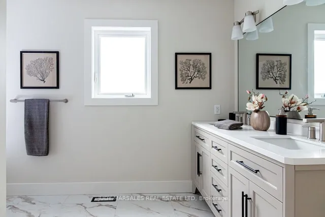 房产图片 30 - 28 PARKSIDE Ave