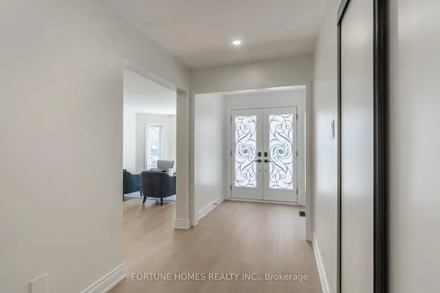 Additional image 3 of 31 Ortona Dr