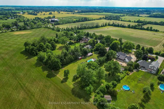 Additional image 32 of 585 Fletcher Rd