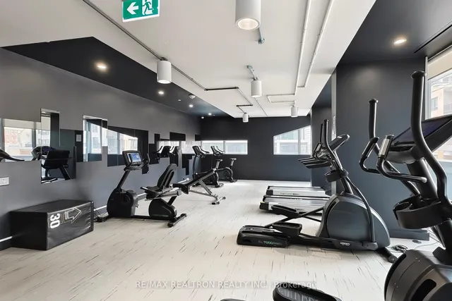 Additional image 33 of 68 Shuter St Unit 701