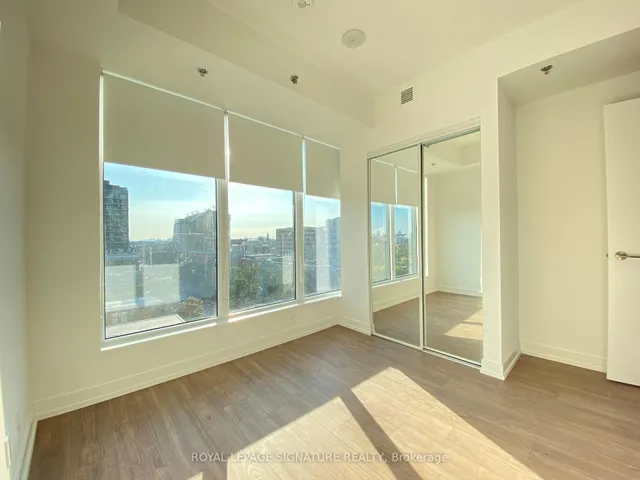 Additional image 3 of 203 College St Unit 903