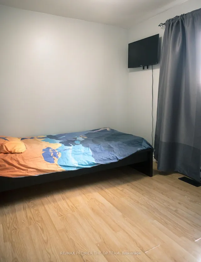 Additional image 10 of 22 Geraldine Crt