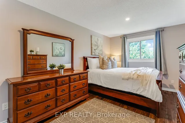 Additional image 33 of 50 Highland Cres