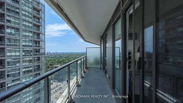 Additional image 28 of 2221 Yonge St Unit 3304