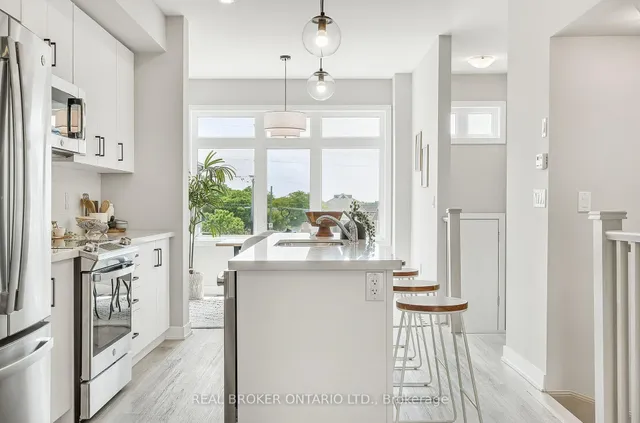 Additional image 9 of 527 Shaver Rd Unit 7