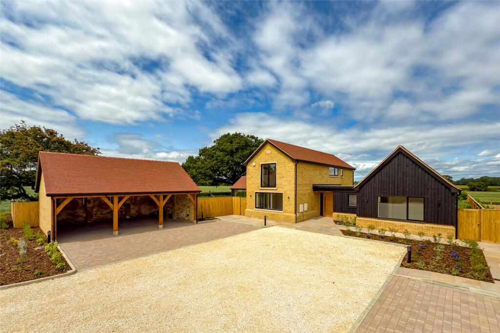 Oak Tree House, Kennel Lane, Kinsbourne Green, Harpenden, Hertfordshire, AL5