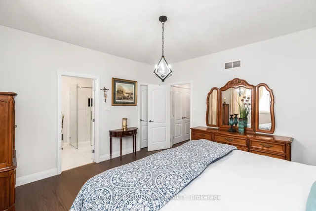 房产图片 23 - 4 Wills Cres