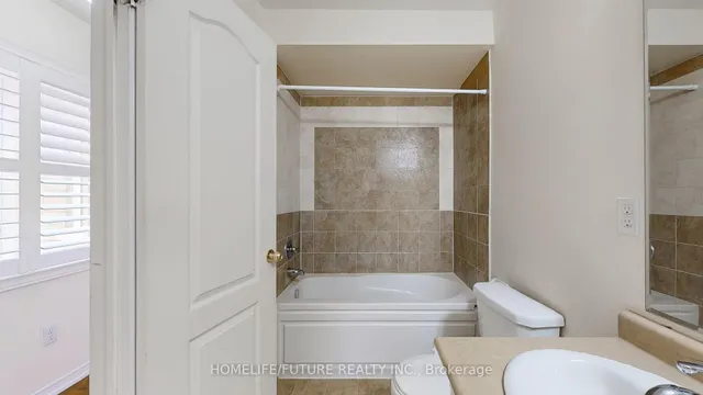 Additional image 25 of 62 Fallmeadow Circ