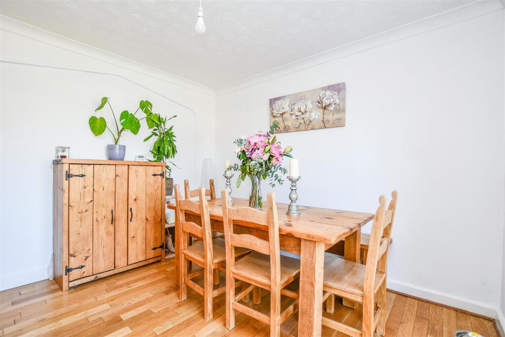 Additional image 9 of Aubrey Avenue, London Colney, St. Albans