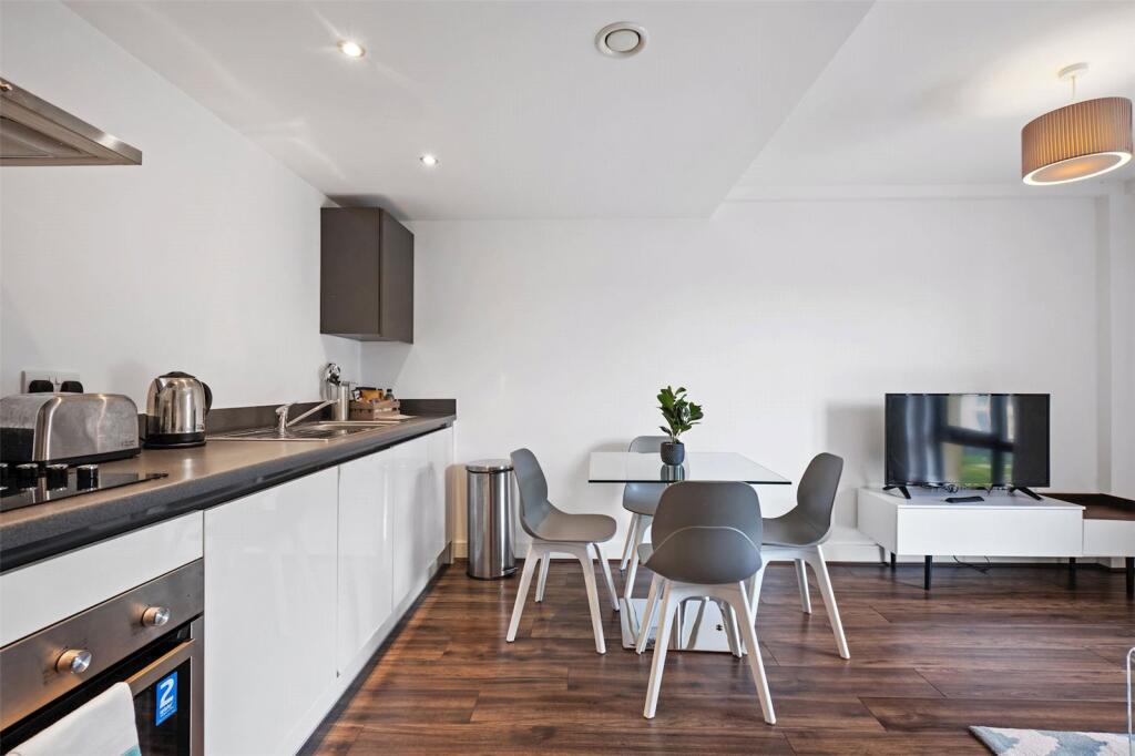 Additional image 10 of Cotton Lofts, Fabrick Square, 1 Lombard St, Birmingham, West Midlands, B12