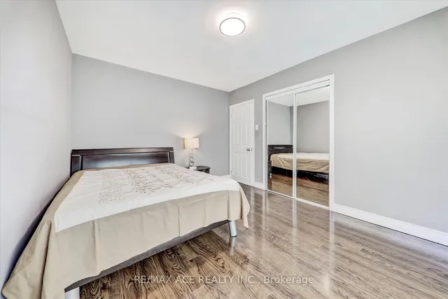 Additional image 18 of 10 Blakemanor Blvd