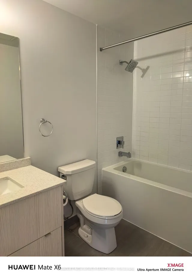 房产图片 6 - 多伦多市列治文街330号605单元