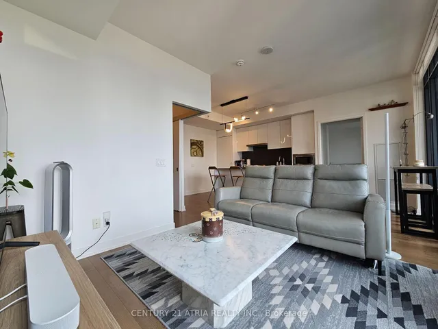 Additional image 11 of 20 Lombard St Unit 3806
