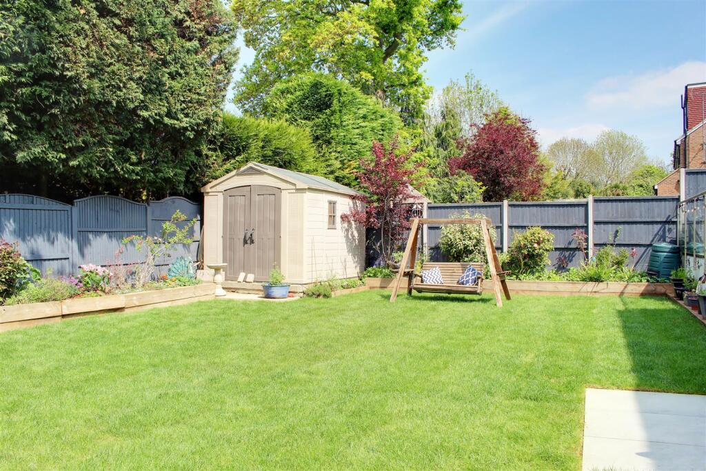 Additional image 34 of Moffats Lane, Brookmans Park