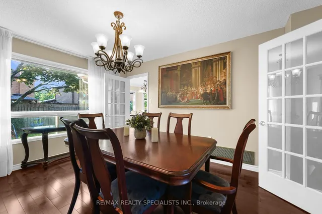 Additional image 8 of 38 Norfolk Ave