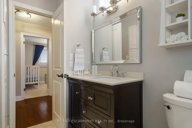 房产图片 18 - 711 MULLIN 路