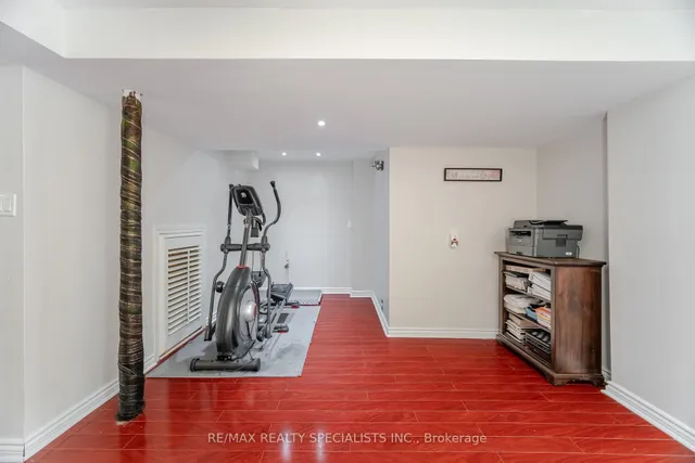 Additional image 35 of 20 Irene Cres