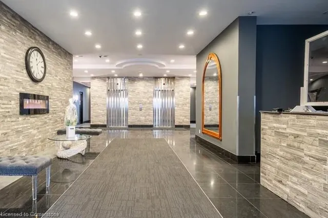 Additional image 2 of 135 James St Unit 701