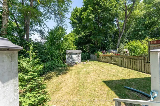 Additional image 20 of 18 Eastmount Ave