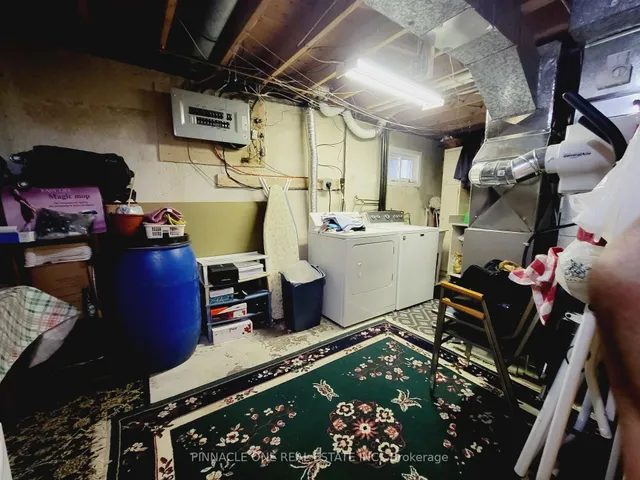 Additional image 39 of 61 Applegate Cres