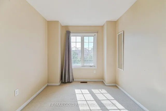 Additional image 29 of 48 Nostalgia Crt