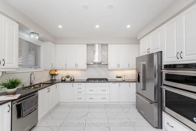 Additional image 12 of 106 Folgate Cres