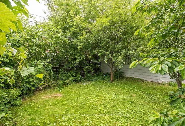 Additional image 17 of 29 Roseland Dr