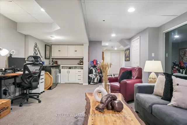 Additional image 36 of 1467 Headon Rd