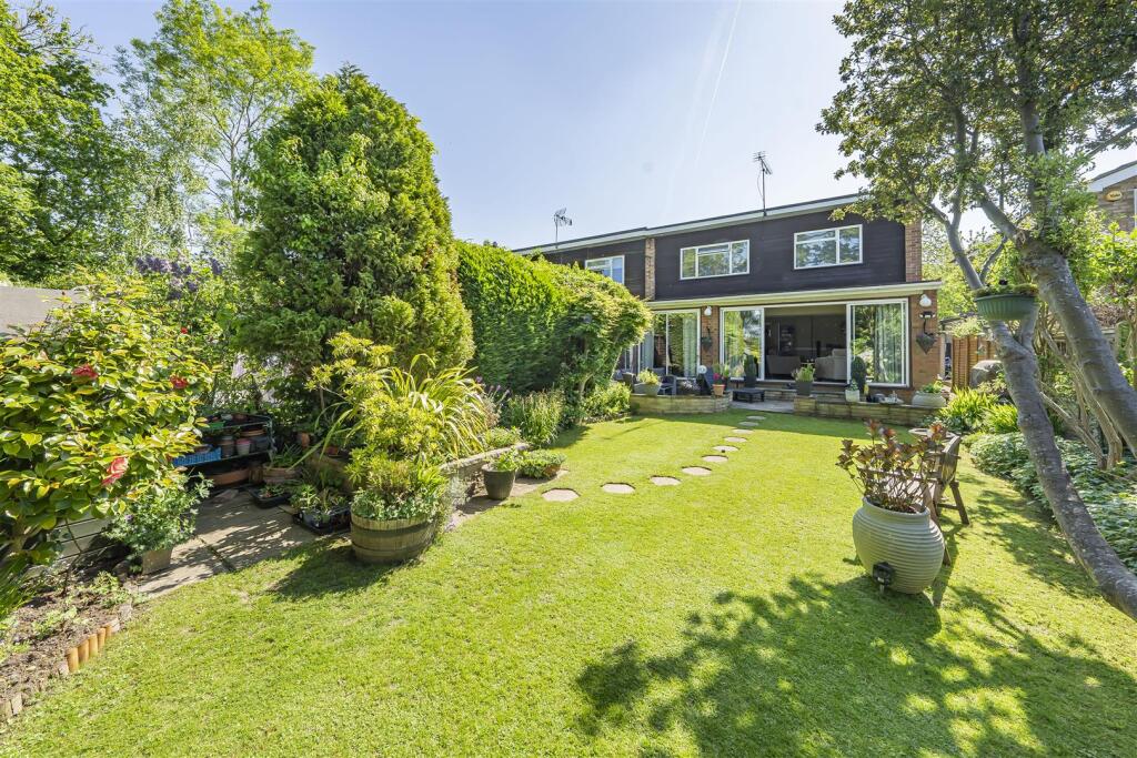 Additional image 18 of Pine Grove, Bricket Wood, St. Albans