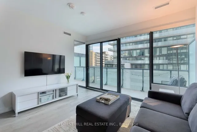 Additional image 9 of 161 Roehampton Ave Unit 711
