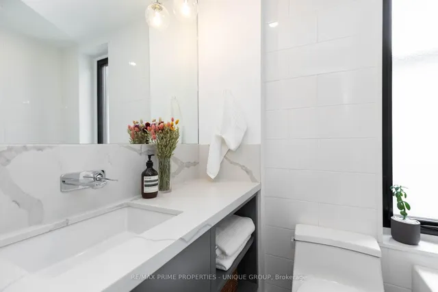 Additional image 33 of 137 Marlborough Pl