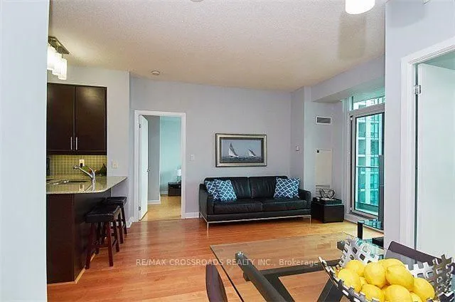 Additional image 6 of 18 Harbour St Unit 2209