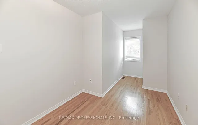 Additional image 14 of 29 Harbourview Cres