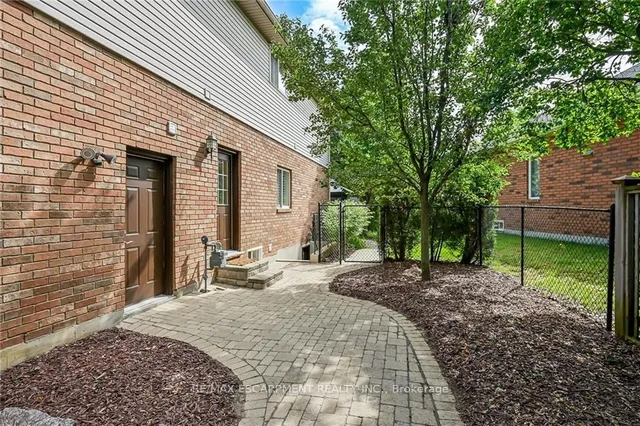 Additional image 43 of 15 Pelham Dr