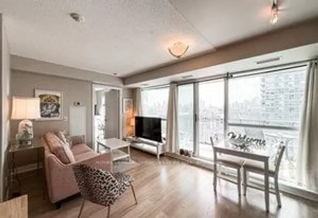 Additional image 17 of 100 Western Battery Rd Unit 1901