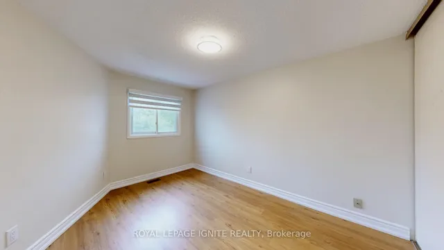 Additional image 20 of 18 Littleborough Crt