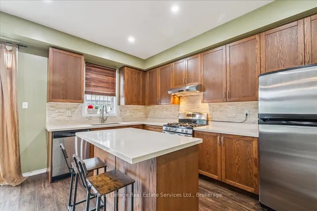 房产图片 19 - 64 Newport Cres