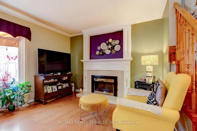 Additional image 32 of 47 Nuttall St