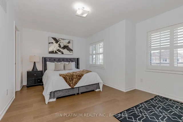 Additional image 26 of 46 levendale Crt