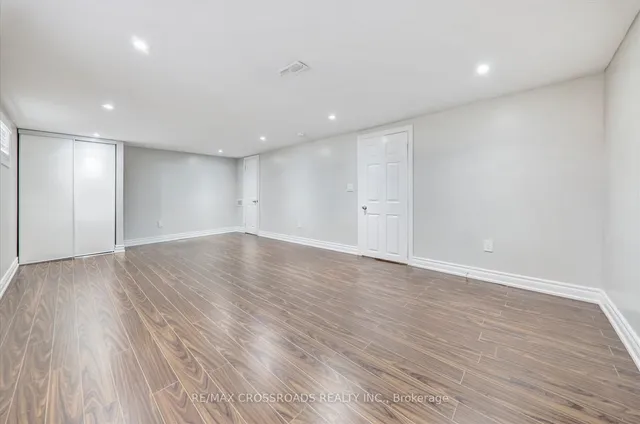 Additional image 26 of 31 Benlight Cres