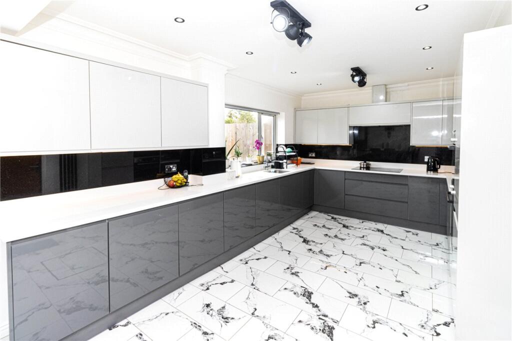 Additional image 5 of Netherfield Road, Harpenden, AL5