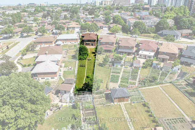 Additional image 39 of 54 Bartel Dr