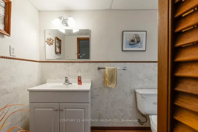 Additional image 35 of 57 Burfield Ave